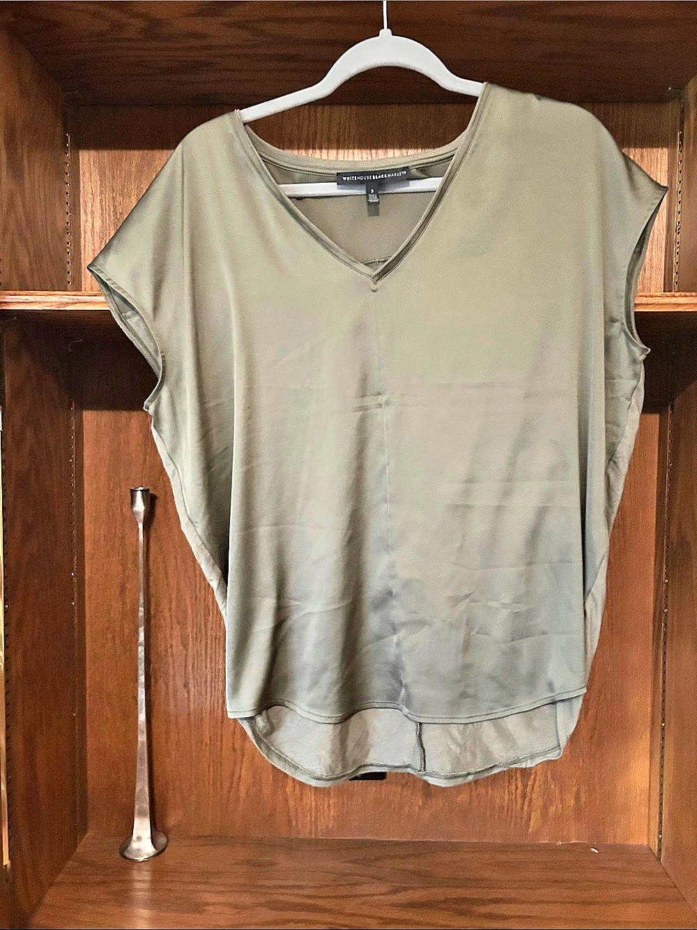 White House Black Market Jetsetter Tee V-Neck Top Green Small